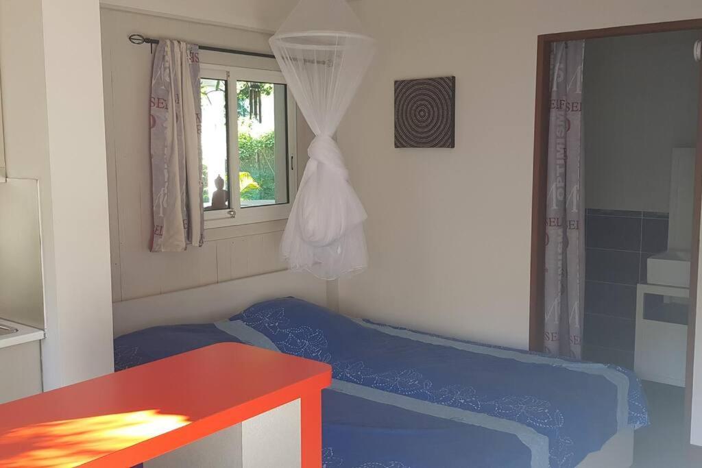 Studio avec jardin, lit king size, 800 m plage Le Diamant Extérieur photo