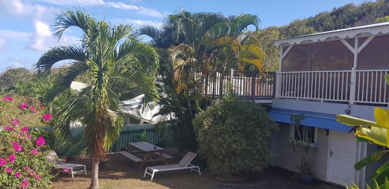 Studio avec jardin, lit king size, 800 m plage Le Diamant Extérieur photo